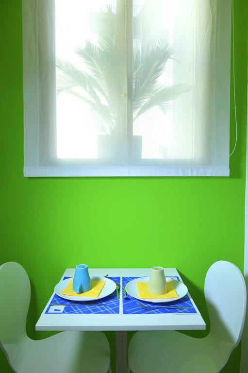 B-Cool (Adults Only) Bed & Breakfast Рим Екстериор снимка